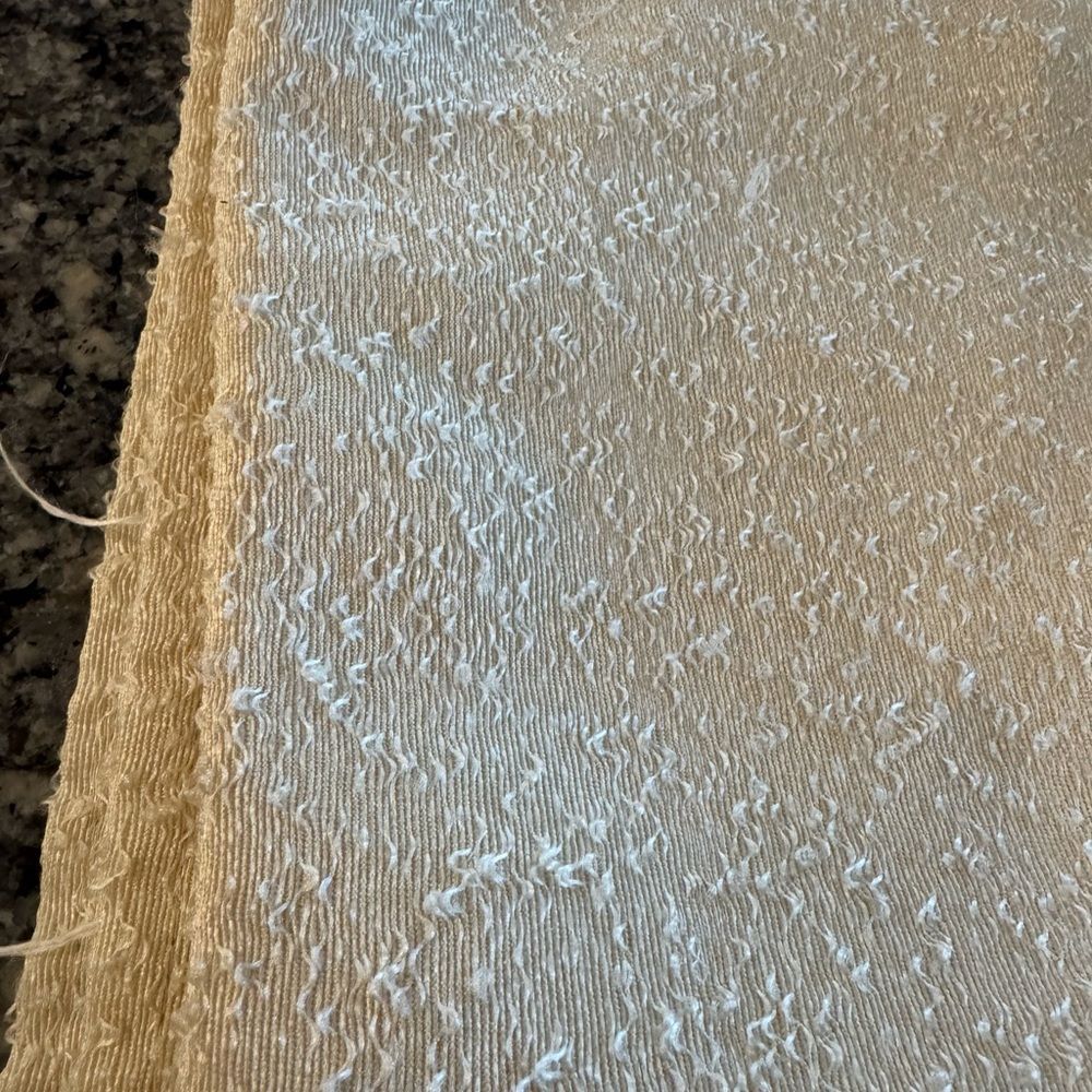 Table Cloth - Picture 2 of 2